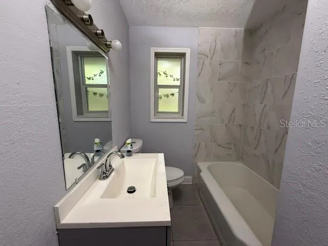2400 HALIFAX AVENUE Daytona Beach, FL 32118