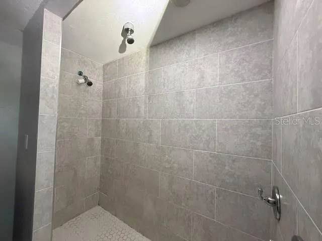 2400 HALIFAX AVENUE Daytona Beach, FL 32118