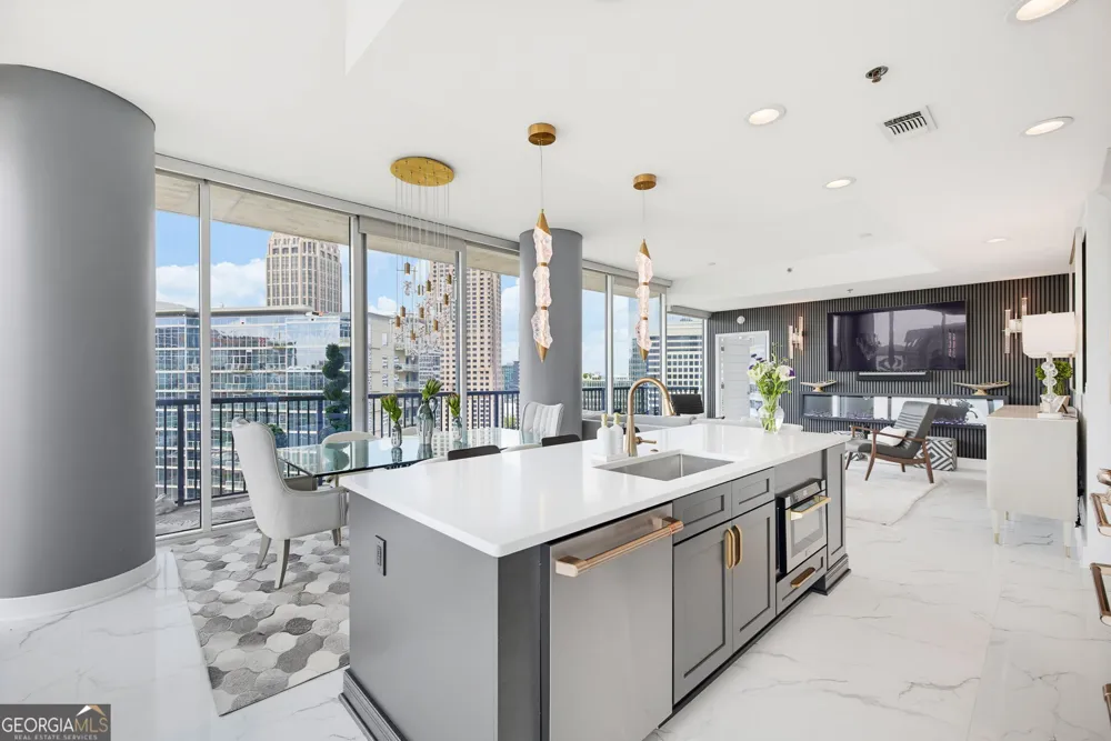 1080 Peachtree ST NE Atlanta, GA 30309