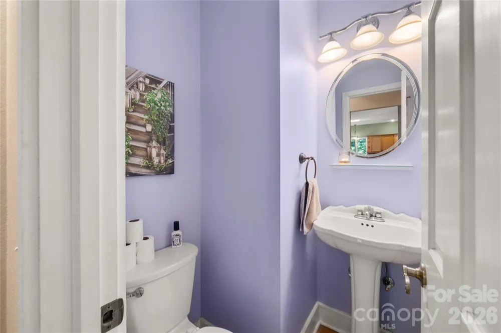 22 Dogwood Circle Burnsville, NC 28714
