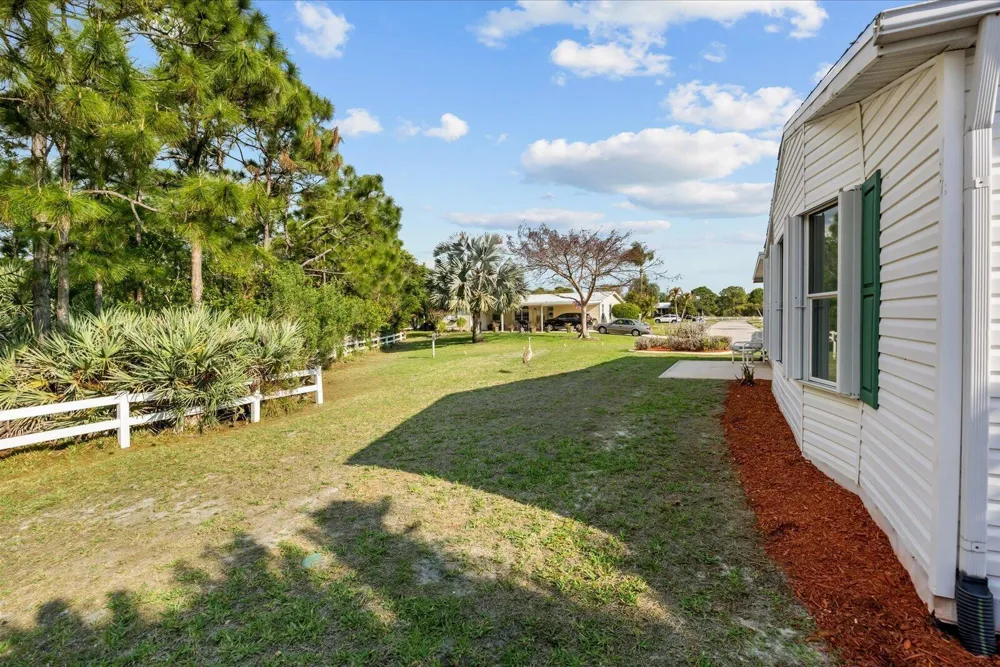 7835 White Ibis Lane Port St. Lucie, FL 34952