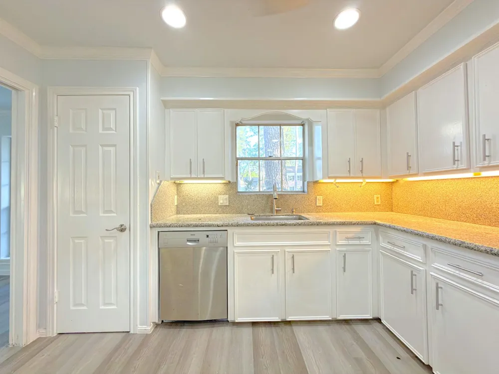 5926 Queensgate Drive Houston, TX 77066