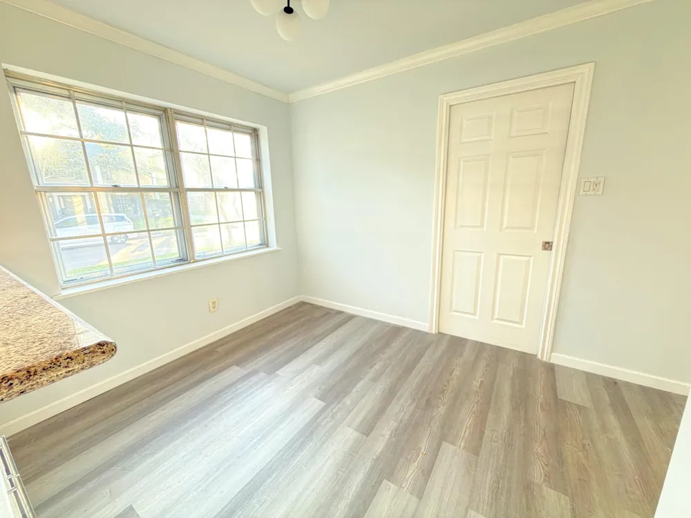 5926 Queensgate Drive Houston, TX 77066