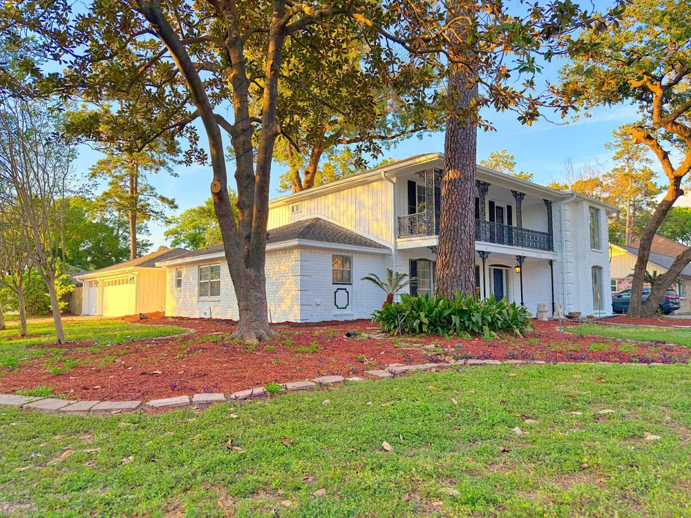 5926 Queensgate Drive Houston, TX 77066