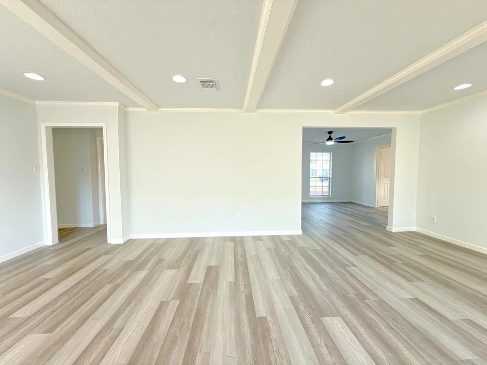 5926 Queensgate Drive Houston, TX 77066