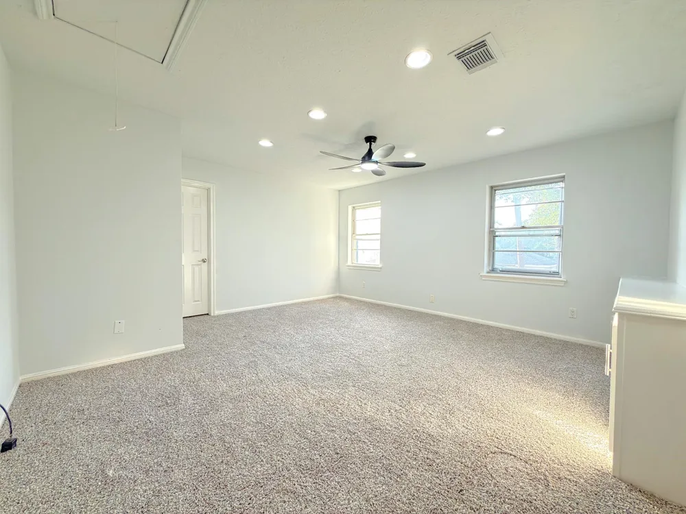 5926 Queensgate Drive Houston, TX 77066