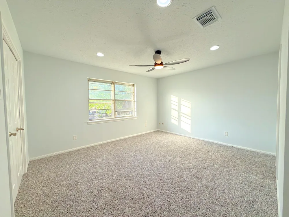 5926 Queensgate Drive Houston, TX 77066