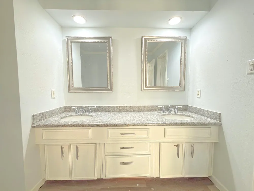 5926 Queensgate Drive Houston, TX 77066