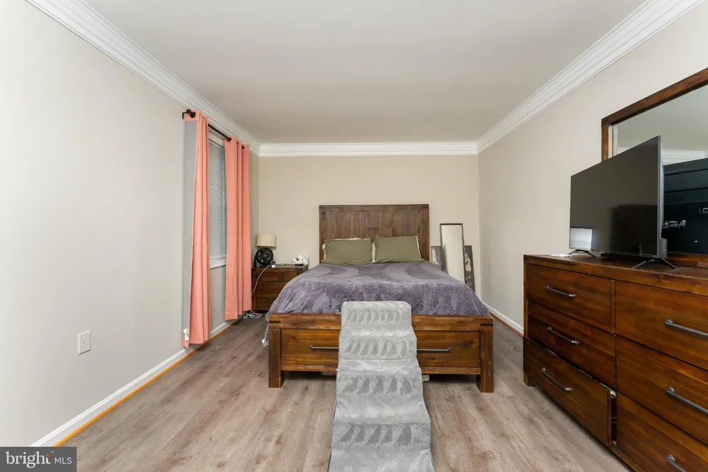 10059 IRONGATE WAY Manassas, VA 20109
