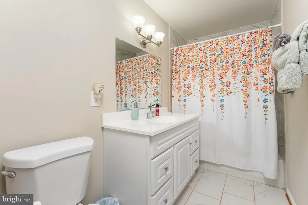 10059 IRONGATE WAY Manassas, VA 20109