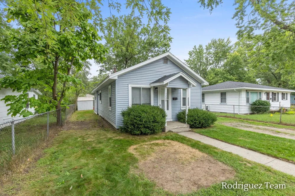 1280 Langeland Avenue Muskegon, MI 49442