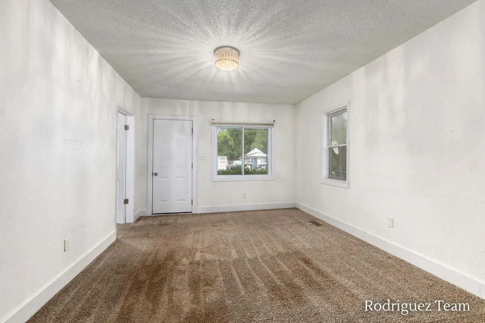 1280 Langeland Avenue Muskegon, MI 49442