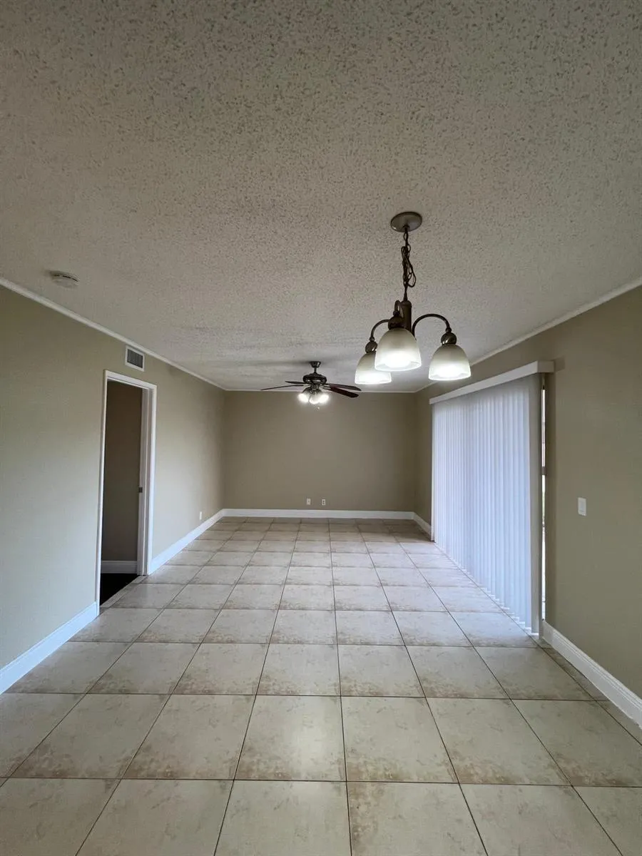 1520 WINDORAH WAY #A West Palm Beach, FL 33411