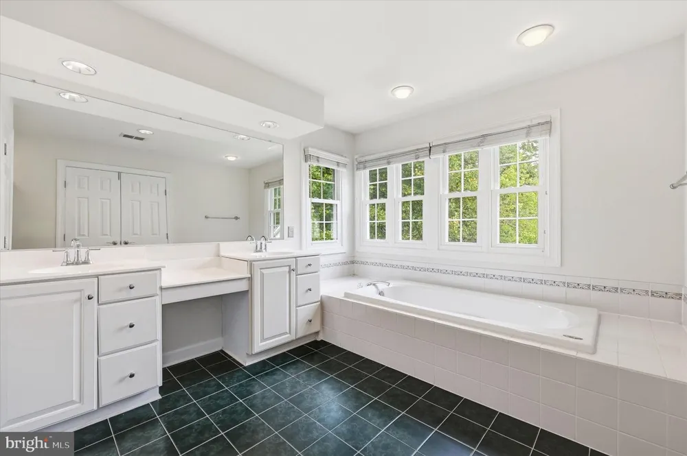4509 RANDOM RIDGE CIRCLE Olney, MD 20832