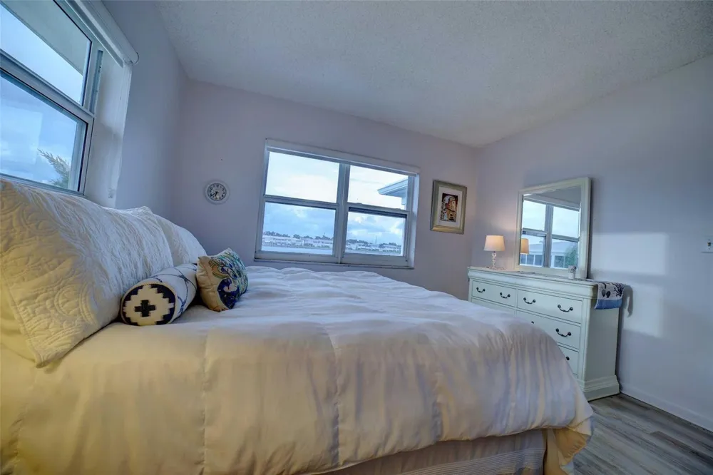 1801 Ocean Drive #201 Boynton Beach, FL 33426
