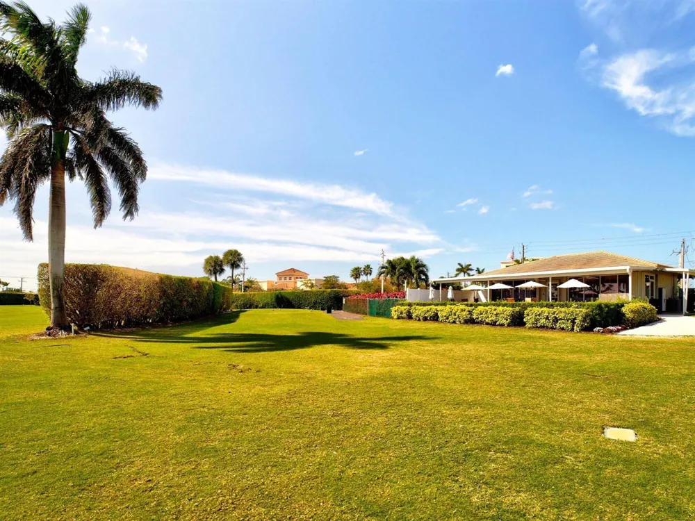 1801 Ocean Drive #201 Boynton Beach, FL 33426