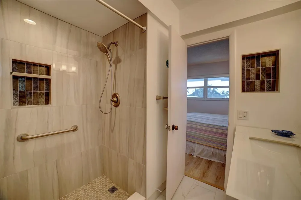 1801 Ocean Drive #201 Boynton Beach, FL 33426