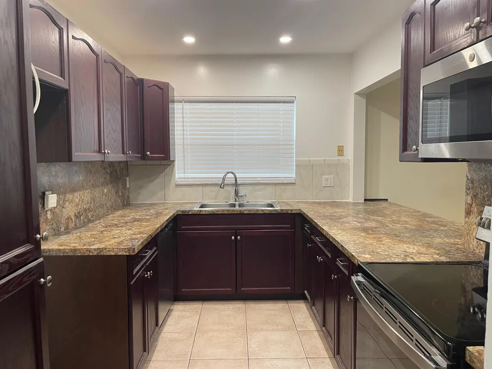 8615 Satalite Terrace Lake Park, FL 33403