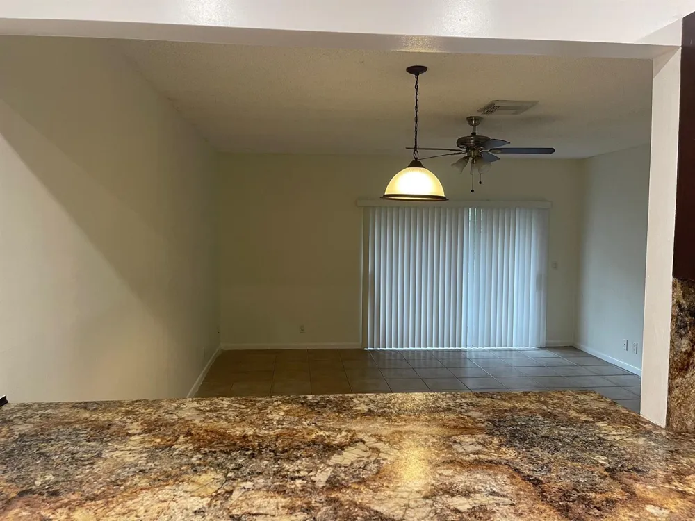 8615 Satalite Terrace Lake Park, FL 33403