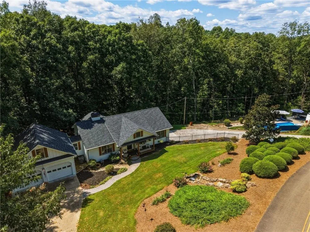 149 Hidden Creek Road Jasper, GA 30143