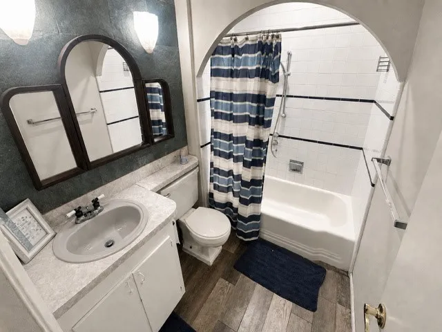 1300 Timberlake Circle Richardson, TX 75080