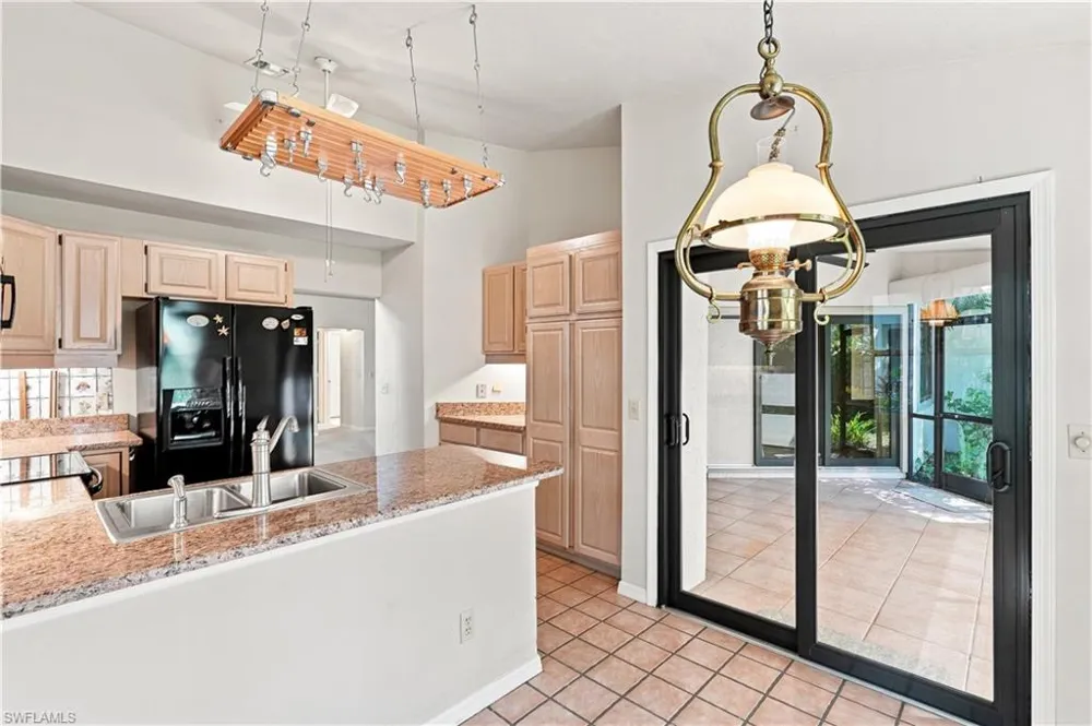 27067 Kindlewood Lane Bonita Springs, FL 34134
