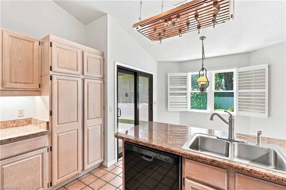 27067 Kindlewood Lane Bonita Springs, FL 34134