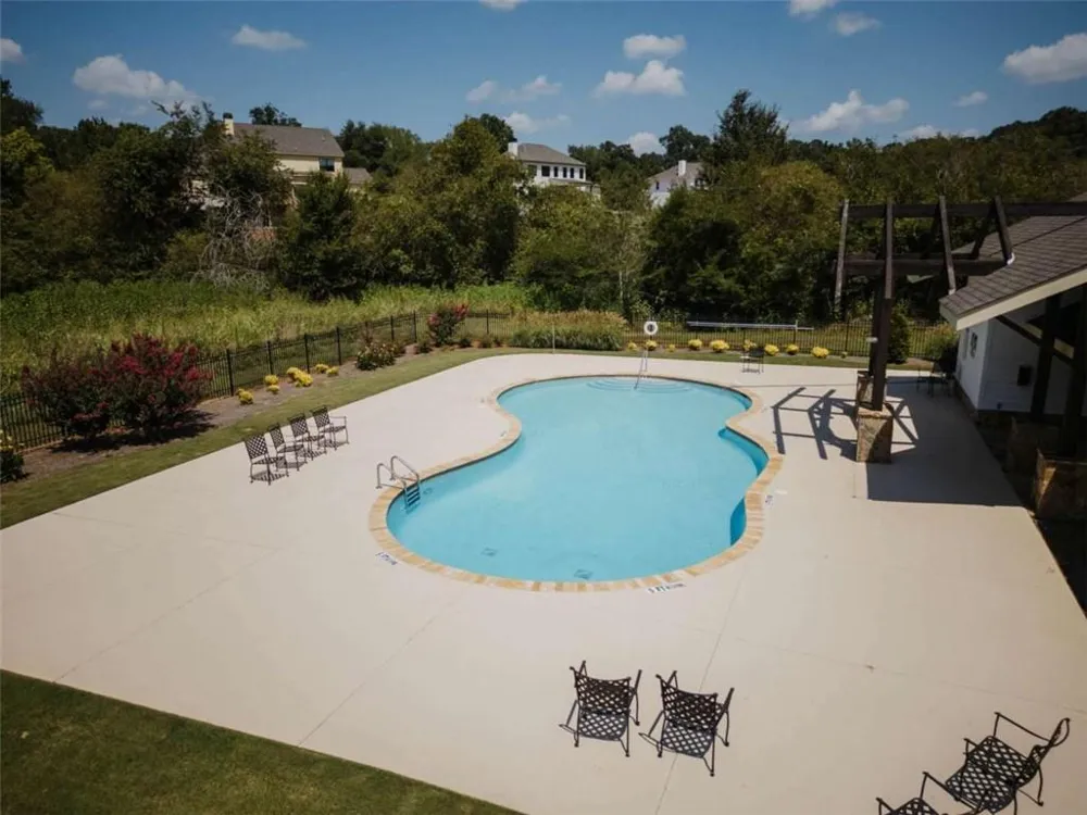 438 Races Road Hoschton, GA 30548