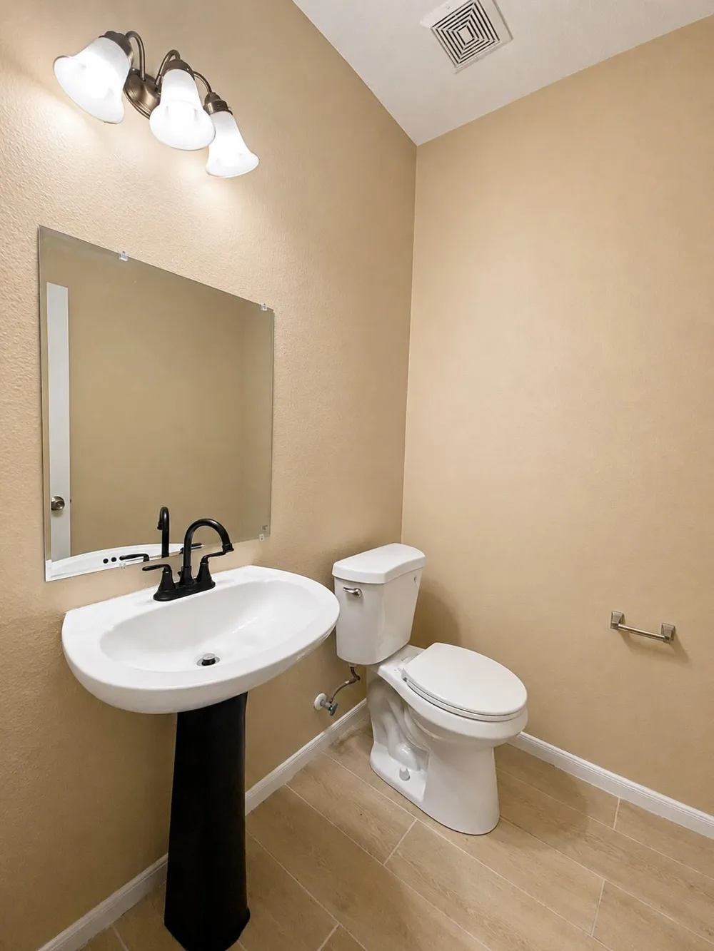 215 Doncaster Street Conroe, TX 77303