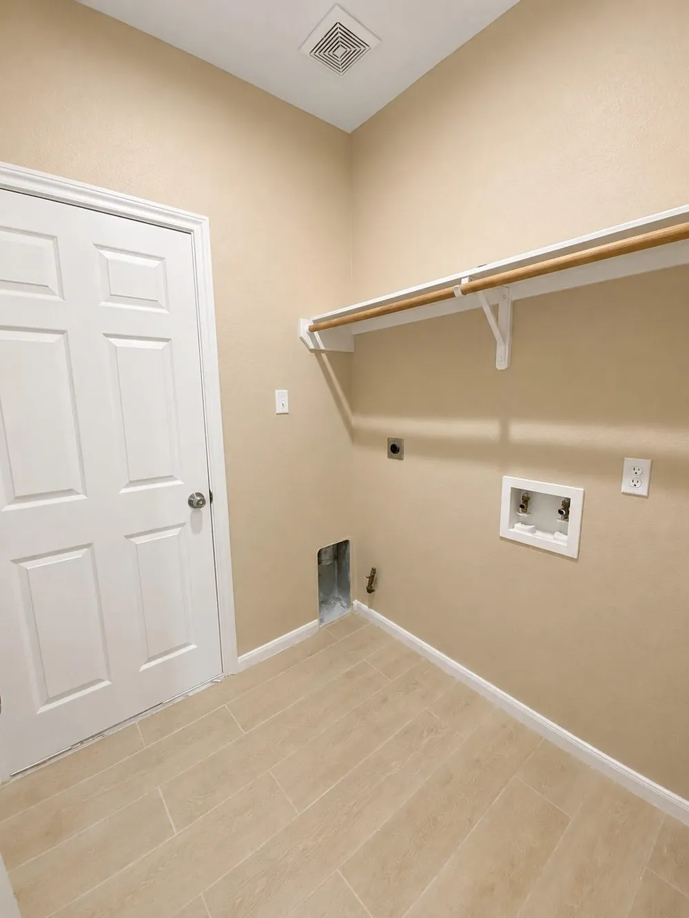 215 Doncaster Street Conroe, TX 77303