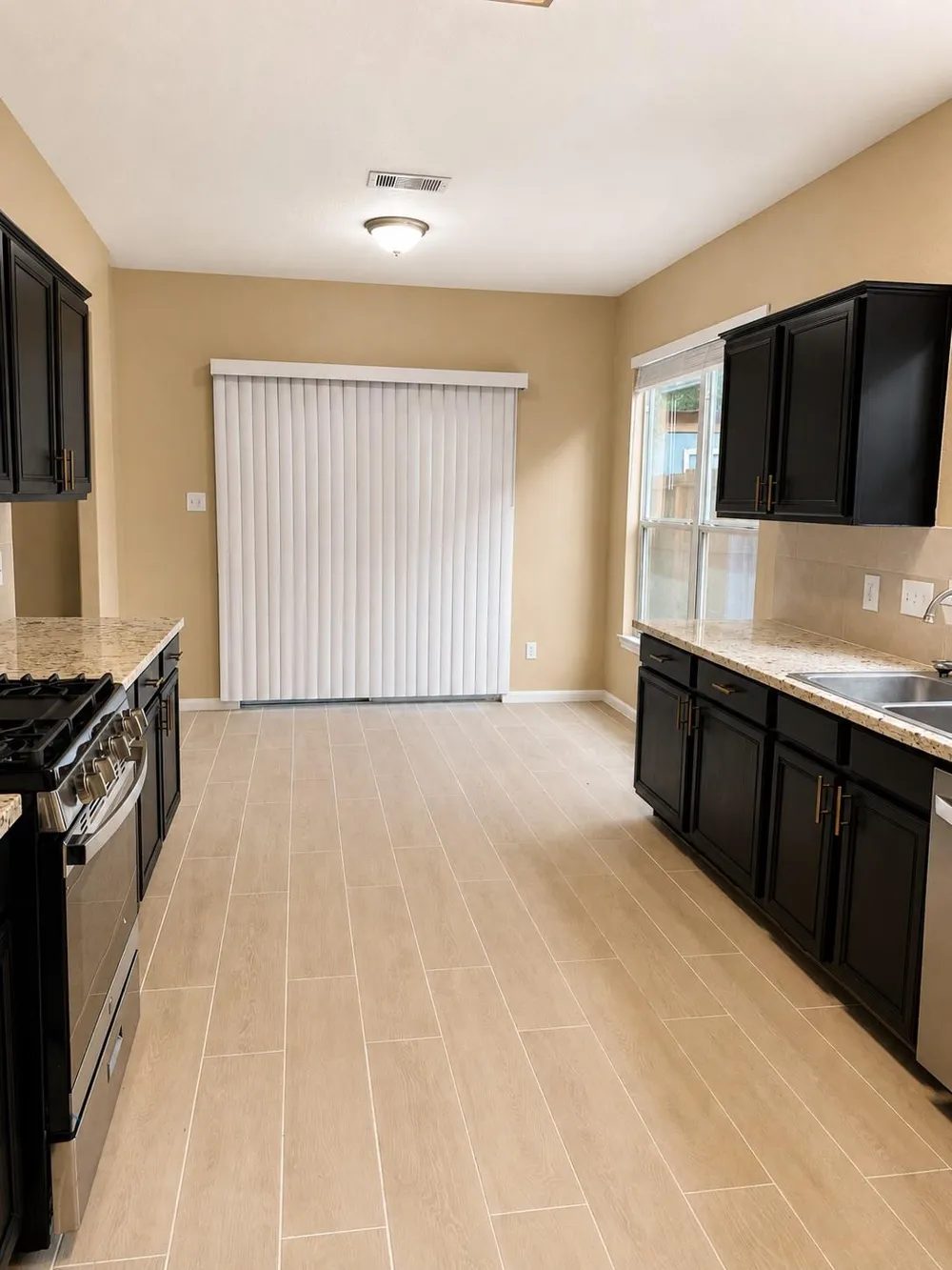 215 Doncaster Street Conroe, TX 77303