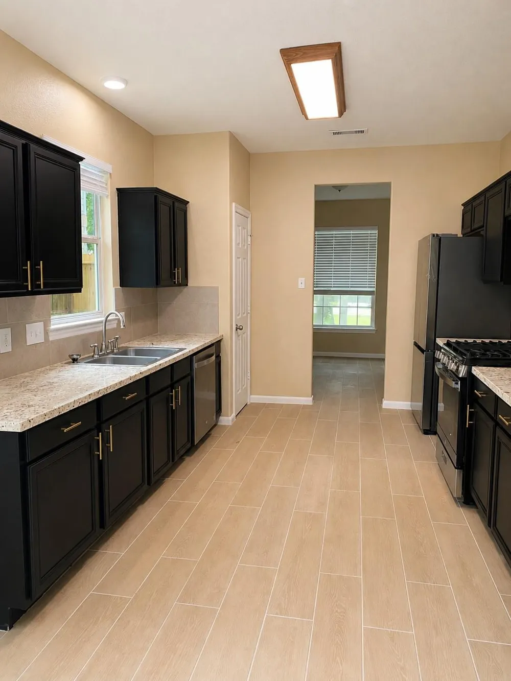 215 Doncaster Street Conroe, TX 77303