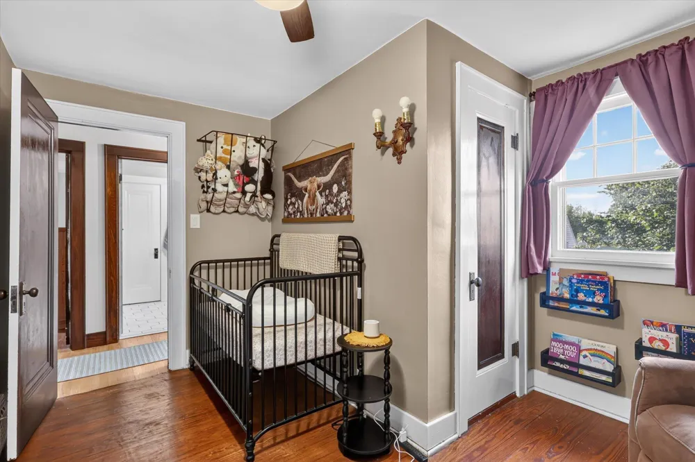 442 Riverview Drive Plainwell, MI 49080