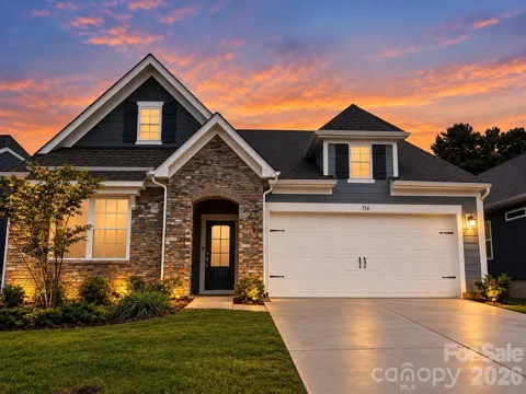 156 White Apple Way