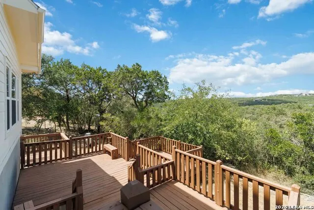 410 County Road 2748 Mico, TX 78056