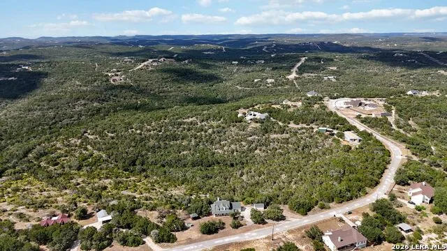 410 County Road 2748 Mico, TX 78056