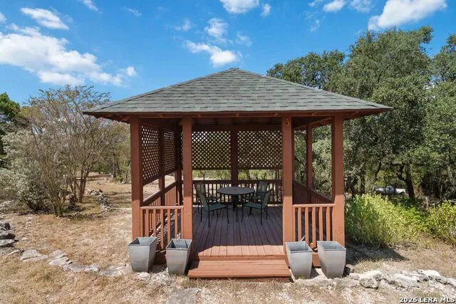 410 County Road 2748 Mico, TX 78056