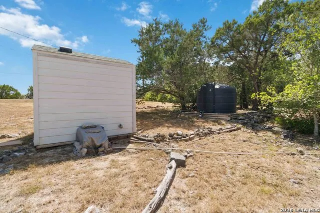 410 County Road 2748 Mico, TX 78056