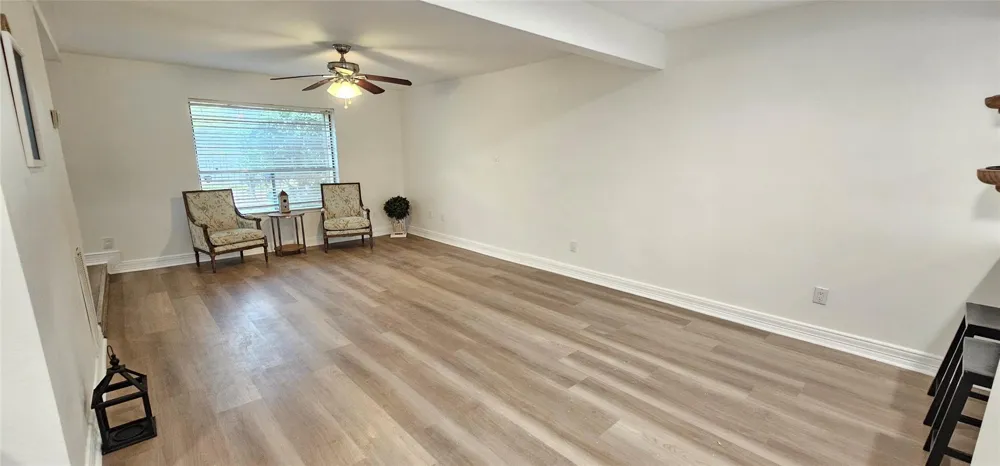 724 Country Place Drive #E Houston, TX 77079