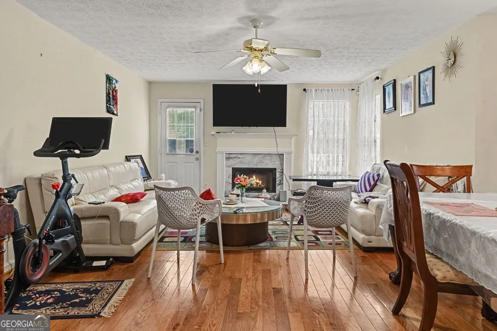 415 Thomas Jefferson DR Stone Mountain, GA 30083