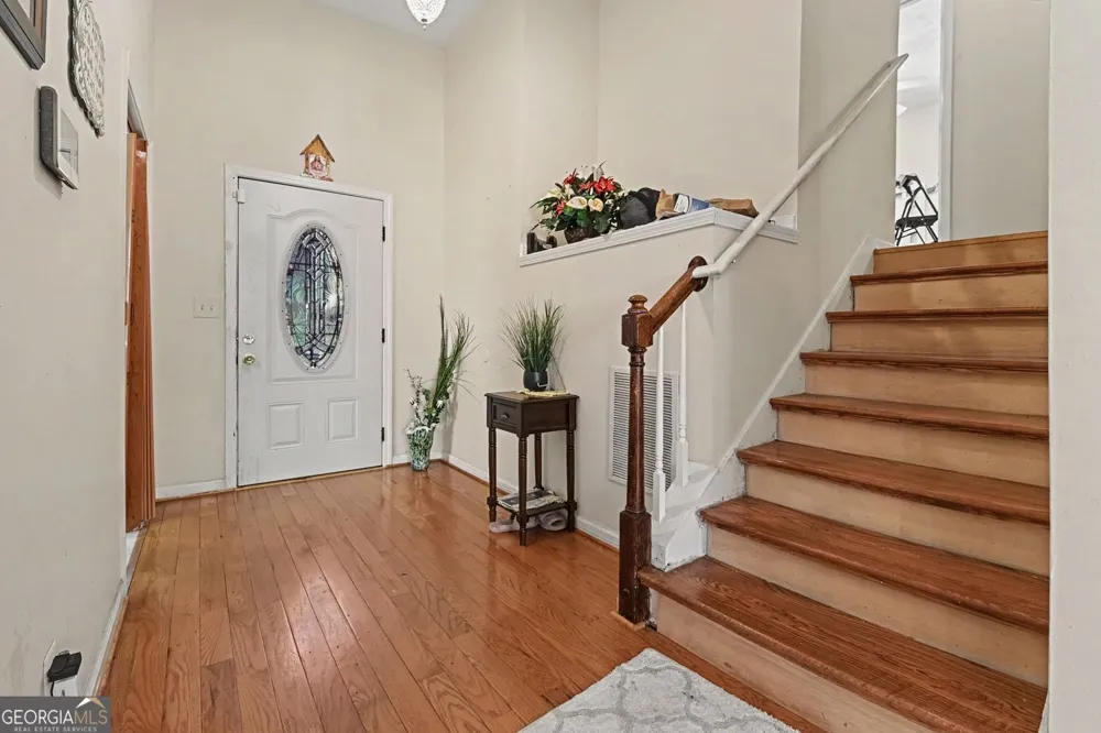 415 Thomas Jefferson DR Stone Mountain, GA 30083