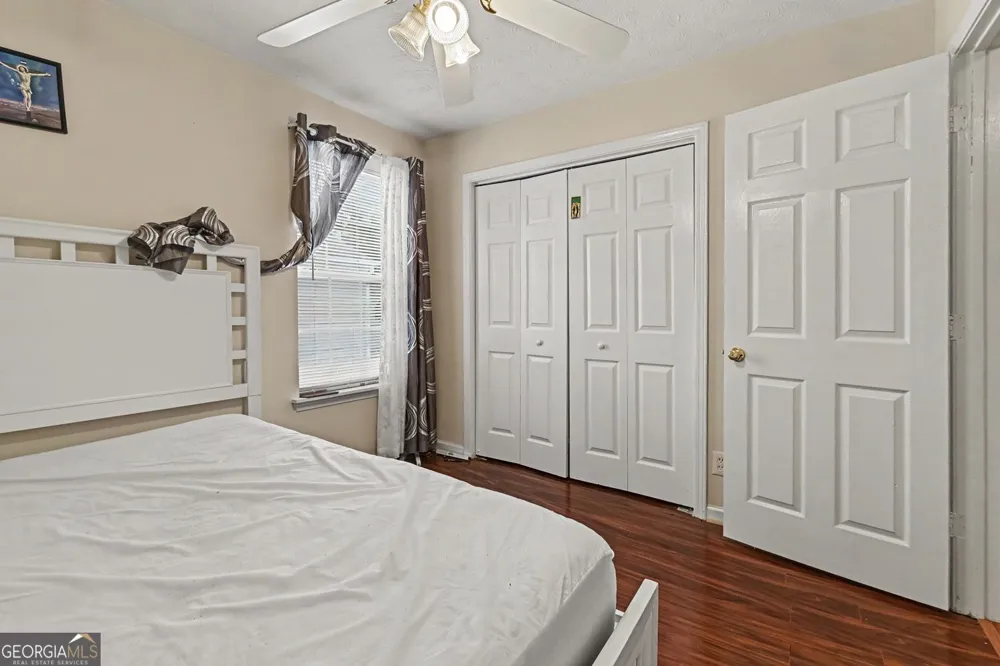 415 Thomas Jefferson DR Stone Mountain, GA 30083