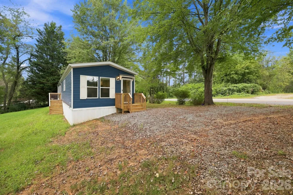 146 & 148 Bradshaw Circle Candler, NC 28715