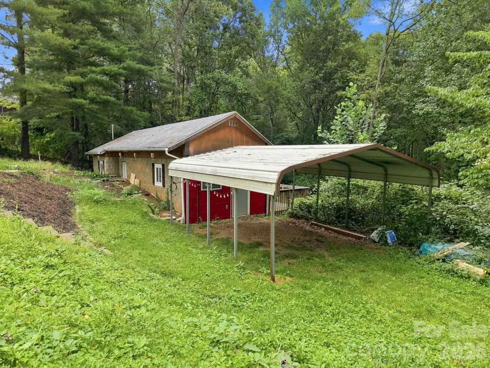 146 & 148 Bradshaw Circle Candler, NC 28715