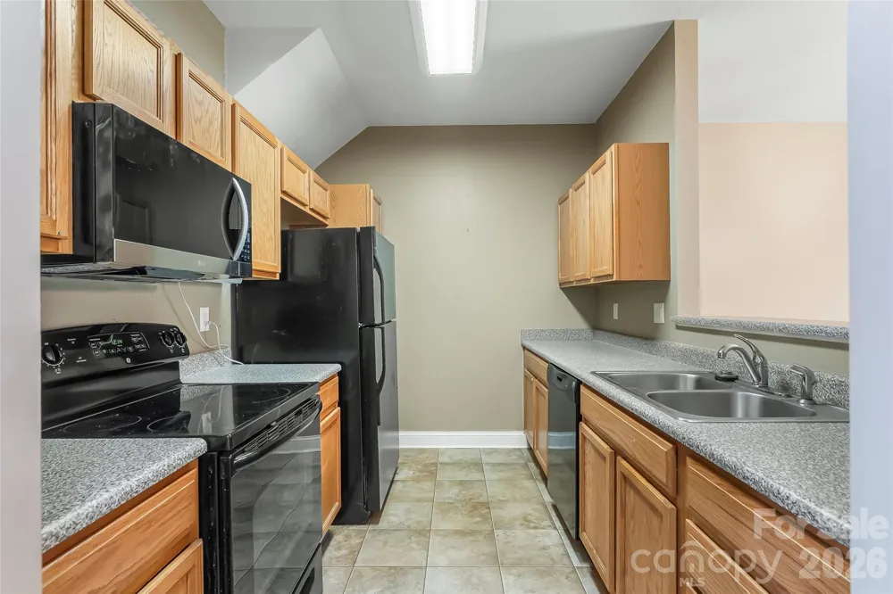123 Foxden Drive #103 Fletcher, NC 28732