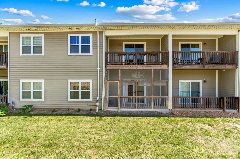 123 Foxden Drive #103 Fletcher, NC 28732