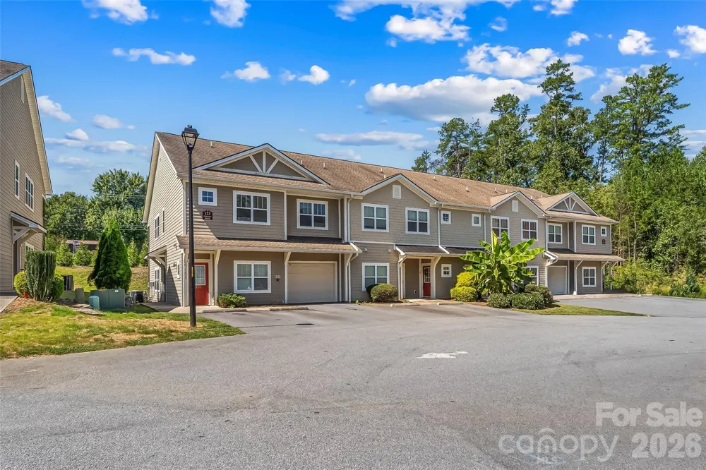 123 Foxden Drive #103 Fletcher, NC 28732