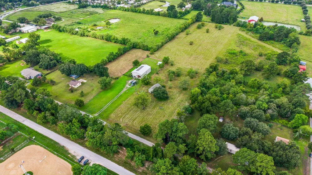 10534 Hufsmith Road Tomball, TX 77375