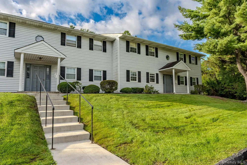 8 Ivy Court #B Fishkill, NY 12524