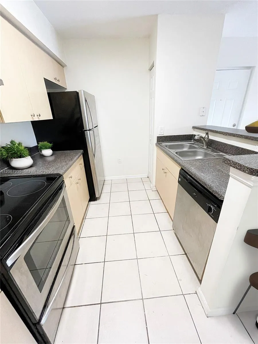 4081 San Marino Blvd ##206 West Palm Beach, FL 33409